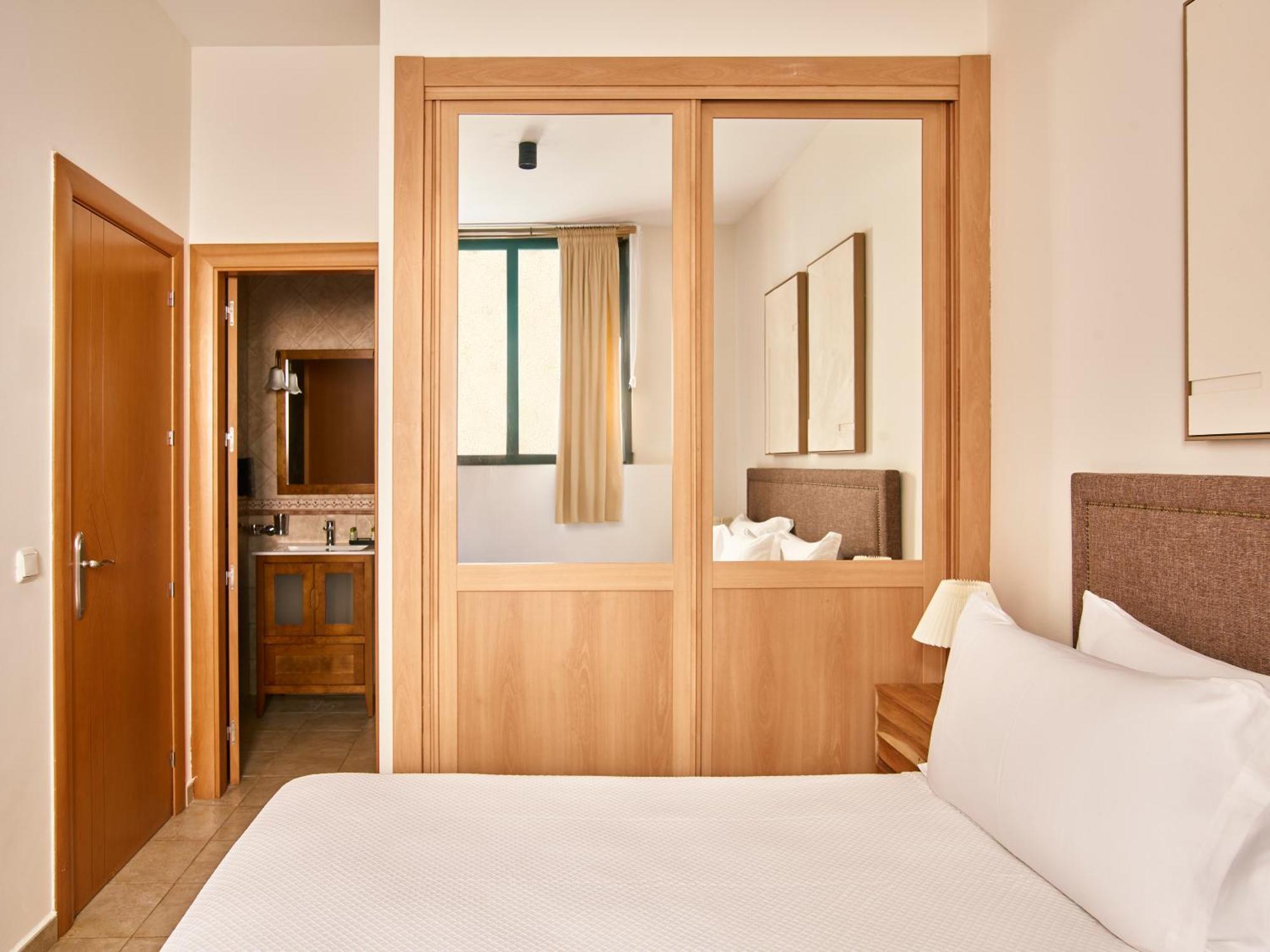 אסטפונה Apartamentos Turisticos Casa De La Borrega מראה חיצוני תמונה