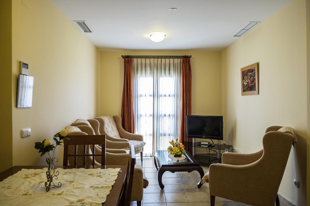 אסטפונה Apartamentos Turisticos Casa De La Borrega מראה חיצוני תמונה